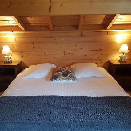 Chalet Les Aigles Saint-Sixt Exteriör bild