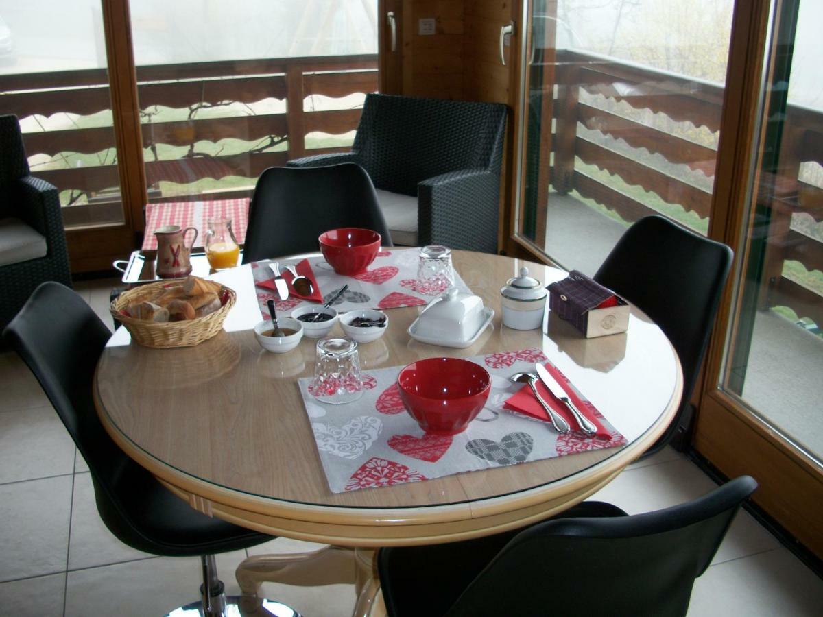 Chalet Les Aigles Saint-Sixt Exteriör bild